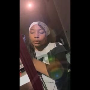 Meet your Posher, Sheena